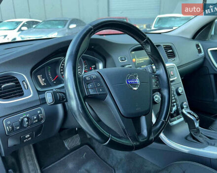 Вольво B60 2014 у Львові на Automoto.ua Білий Вольво B60, об'ємом двигуна 2 л та пробігом 300 тис. км за 13940 $, фото 14 на Automoto.ua