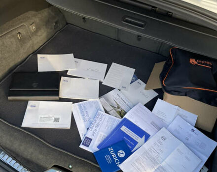 Белый Вольво B60, объемом двигателя 2.4 л и пробегом 214 тыс. км за 17299 $, фото 77 на Automoto.ua