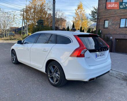 Вольво B60 2014 у Кропивницькому (Кіровограді) на Automoto.ua Білий Вольво B60, об'ємом двигуна 2 л та пробігом 249 тис. км за 12500 $, фото 5 на Automoto.ua