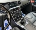 Белый Вольво B60, объемом двигателя 1.98 л и пробегом 267 тыс. км за 9500 $, фото 35 на Automoto.ua