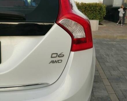 Белый Вольво B60, объемом двигателя 2.4 л и пробегом 377 тыс. км за 14500 $, фото 30 на Automoto.ua