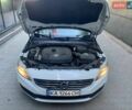 Белый Вольво B60, объемом двигателя 2 л и пробегом 170 тыс. км за 12000 $, фото 3 на Automoto.ua
