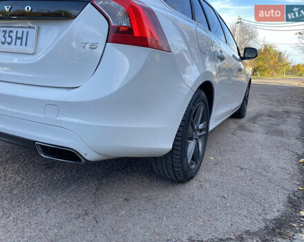 Вольво B60 2014 у Кропивницькому (Кіровограді) на Automoto.ua Білий Вольво B60, об'ємом двигуна 2 л та пробігом 249 тис. км за 12500 $, фото 9 на Automoto.ua