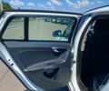 Белый Вольво B60, объемом двигателя 1.6 л и пробегом 220 тыс. км за 11900 $, фото 21 на Automoto.ua