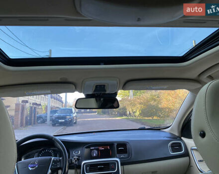 Вольво B60 2014 у Кропивницькому (Кіровограді) на Automoto.ua Білий Вольво B60, об'ємом двигуна 2 л та пробігом 249 тис. км за 12500 $, фото 29 на Automoto.ua