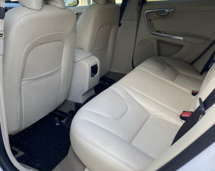 Вольво B60 2014 у Кропивницькому (Кіровограді) на Automoto.ua Білий Вольво B60, об'ємом двигуна 2 л та пробігом 249 тис. км за 12500 $, фото 18 на Automoto.ua