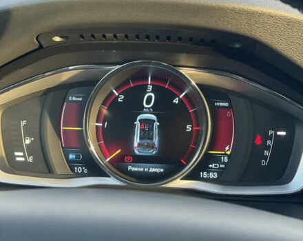 Белый Вольво B60, объемом двигателя 2.4 л и пробегом 214 тыс. км за 17299 $, фото 87 на Automoto.ua