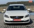 Белый Вольво B60, объемом двигателя 2 л и пробегом 251 тыс. км за 14299 $, фото 1 на Automoto.ua