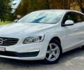 Білий Вольво B60, об'ємом двигуна 2 л та пробігом 243 тис. км за 12399 $, фото 2 на Automoto.ua