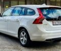 Білий Вольво B60, об'ємом двигуна 2 л та пробігом 243 тис. км за 12399 $, фото 1 на Automoto.ua