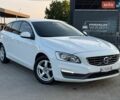 Білий Вольво B60, об'ємом двигуна 2 л та пробігом 260 тис. км за 12599 $, фото 1 на Automoto.ua