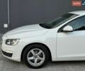 Белый Вольво B60, объемом двигателя 2 л и пробегом 242 тыс. км за 12250 $, фото 7 на Automoto.ua
