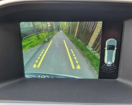 Белый Вольво B60, объемом двигателя 2.4 л и пробегом 177 тыс. км за 14800 $, фото 10 на Automoto.ua