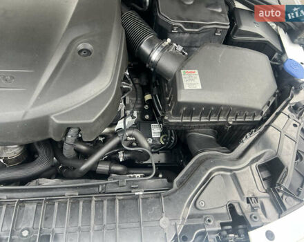 Білий Вольво B60, об'ємом двигуна 2 л та пробігом 282 тис. км за 11700 $, фото 23 на Automoto.ua