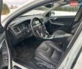 Белый Вольво B60, объемом двигателя 2.5 л и пробегом 203 тыс. км за 14000 $, фото 6 на Automoto.ua