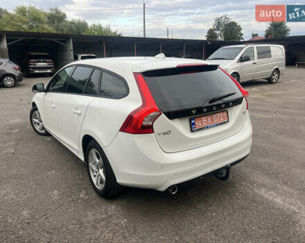 Білий Вольво B60, об'ємом двигуна 2 л та пробігом 282 тис. км за 11700 $, фото 6 на Automoto.ua