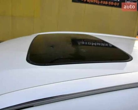 Белый Вольво B60, объемом двигателя 2.5 л и пробегом 161 тыс. км за 13999 $, фото 7 на Automoto.ua