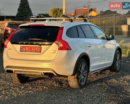 Білий Вольво B60, об'ємом двигуна 2.5 л та пробігом 203 тис. км за 15500 $, фото 4 на Automoto.ua