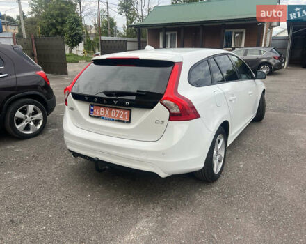 Білий Вольво B60, об'ємом двигуна 2 л та пробігом 282 тис. км за 12300 $, фото 5 на Automoto.ua