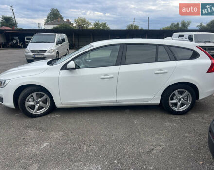 Білий Вольво B60, об'ємом двигуна 2 л та пробігом 282 тис. км за 11700 $, фото 7 на Automoto.ua