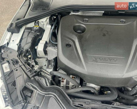 Білий Вольво B60, об'ємом двигуна 2 л та пробігом 282 тис. км за 11700 $, фото 24 на Automoto.ua