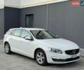 Білий Вольво B60, об'ємом двигуна 2 л та пробігом 242 тис. км за 12250 $, фото 1 на Automoto.ua