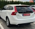 Белый Вольво B60, объемом двигателя 2 л и пробегом 260 тыс. км за 12550 $, фото 15 на Automoto.ua