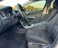 Білий Вольво B60, об'ємом двигуна 2 л та пробігом 260 тис. км за 12599 $, фото 34 на Automoto.ua