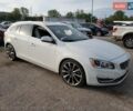 Белый Вольво B60, объемом двигателя 1.97 л и пробегом 116 тыс. км за 1200 $, фото 4 на Automoto.ua