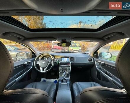 Білий Вольво B60, об'ємом двигуна 2.5 л та пробігом 203 тис. км за 15500 $, фото 16 на Automoto.ua