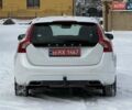 Белый Вольво B60, объемом двигателя 2 л и пробегом 250 тыс. км за 14499 $, фото 9 на Automoto.ua