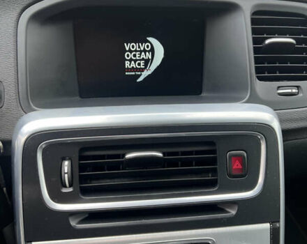 Вольво B60 2016 в Луцке на Automoto.ua Белый Вольво B60, объемом двигателя 2 л и пробегом 243 тыс. км за 15790 $, фото 42 на Automoto.ua