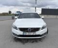 Білий Вольво B60, об'ємом двигуна 2 л та пробігом 101 тис. км за 13900 $, фото 2 на Automoto.ua