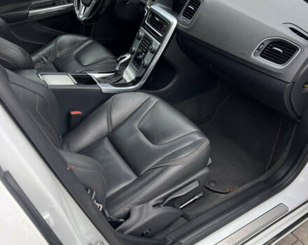 Вольво B60 2016 в Луцке на Automoto.ua Белый Вольво B60, объемом двигателя 2 л и пробегом 243 тыс. км за 15790 $, фото 30 на Automoto.ua