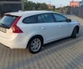Белый Вольво B60, объемом двигателя 2 л и пробегом 228 тыс. км за 14200 $, фото 14 на Automoto.ua