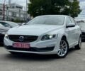Білий Вольво B60, об'ємом двигуна 2 л та пробігом 237 тис. км за 15599 $, фото 1 на Automoto.ua