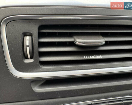 Белый Вольво B60, объемом двигателя 1.99 л и пробегом 236 тыс. км за 14650 $, фото 37 на Automoto.ua