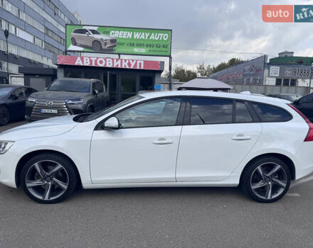 Белый Вольво B60, объемом двигателя 1.99 л и пробегом 236 тыс. км за 14650 $, фото 9 на Automoto.ua