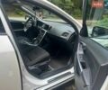 Белый Вольво B60, объемом двигателя 1.97 л и пробегом 319 тыс. км за 14700 $, фото 12 на Automoto.ua