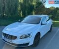 Белый Вольво B60, объемом двигателя 2 л и пробегом 288 тыс. км за 14300 $, фото 2 на Automoto.ua