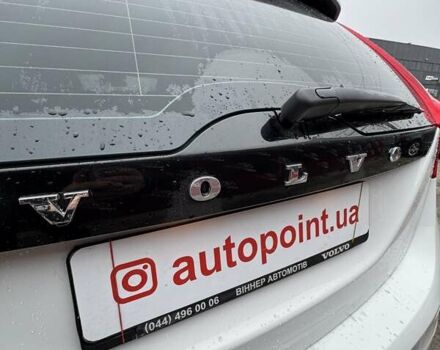 Белый Вольво B60, объемом двигателя 1.97 л и пробегом 243 тыс. км за 15800 $, фото 9 на Automoto.ua