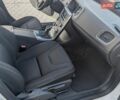 Белый Вольво B60, объемом двигателя 2 л и пробегом 228 тыс. км за 14200 $, фото 15 на Automoto.ua