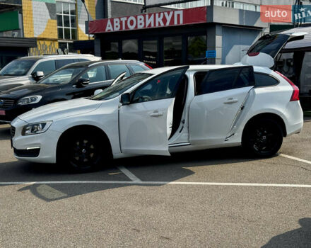 Білий Вольво B60, об'ємом двигуна 2 л та пробігом 236 тис. км за 14799 $, фото 20 на Automoto.ua