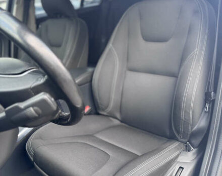 Белый Вольво B60, объемом двигателя 1.99 л и пробегом 236 тыс. км за 14650 $, фото 22 на Automoto.ua