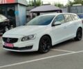 Білий Вольво B60, об'ємом двигуна 2 л та пробігом 236 тис. км за 14800 $, фото 1 на Automoto.ua