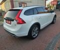 Белый Вольво B60, объемом двигателя 2.5 л и пробегом 176 тыс. км за 15950 $, фото 10 на Automoto.ua