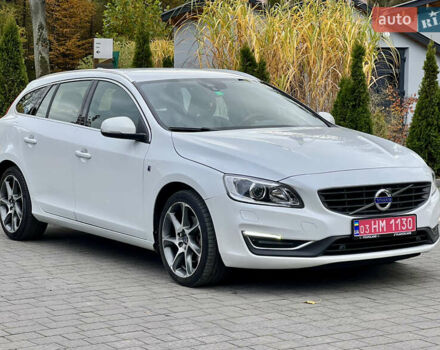 Вольво B60 2016 в Луцке на Automoto.ua Белый Вольво B60, объемом двигателя 2 л и пробегом 243 тыс. км за 15790 $, фото 12 на Automoto.ua