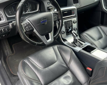 Вольво B60 2016 в Луцке на Automoto.ua Белый Вольво B60, объемом двигателя 2 л и пробегом 243 тыс. км за 15790 $, фото 28 на Automoto.ua