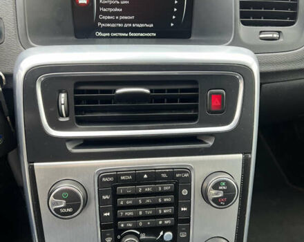 Вольво B60 2016 в Луцке на Automoto.ua Белый Вольво B60, объемом двигателя 2 л и пробегом 243 тыс. км за 15790 $, фото 43 на Automoto.ua