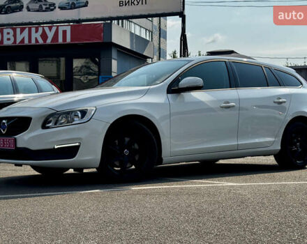Білий Вольво B60, об'ємом двигуна 2 л та пробігом 236 тис. км за 14799 $, фото 7 на Automoto.ua